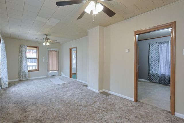 3133 Saint Joseph Avenue, St Joseph, MO 64505