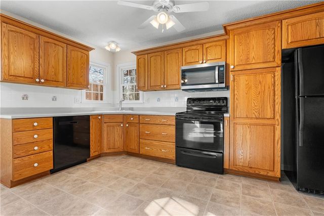 1300 NW 5th Street Terrace, Blue Springs, MO 64014