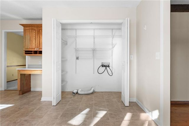 1300 NW 5th Street Terrace, Blue Springs, MO 64014