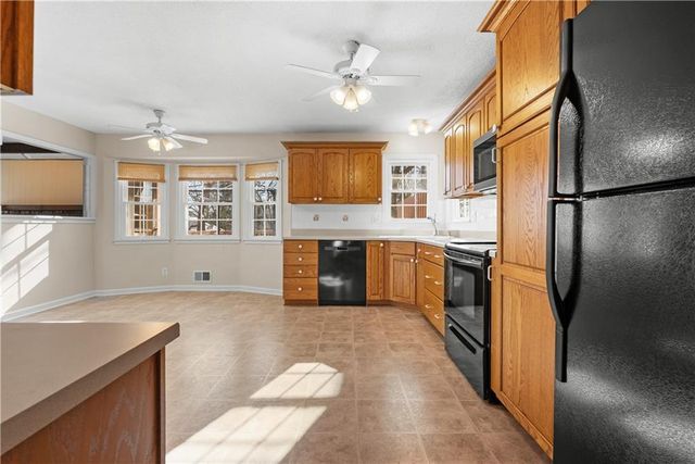 1300 NW 5th Street Terrace, Blue Springs, MO 64014