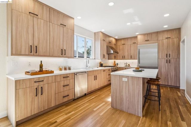 1616 Francisco Street, Berkeley, CA 94703