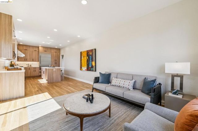 1616 Francisco Street, Berkeley, CA 94703