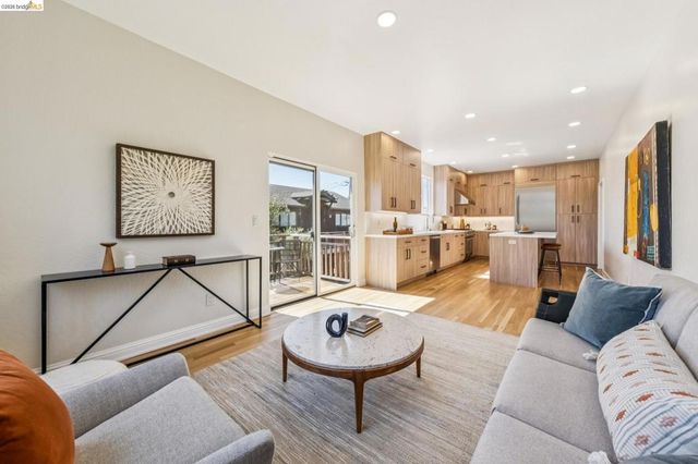 1616 Francisco Street, Berkeley, CA 94703