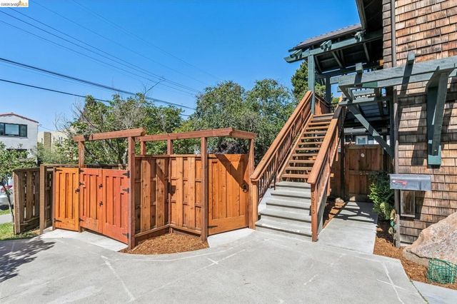 1616 Francisco Street, Berkeley, CA 94703