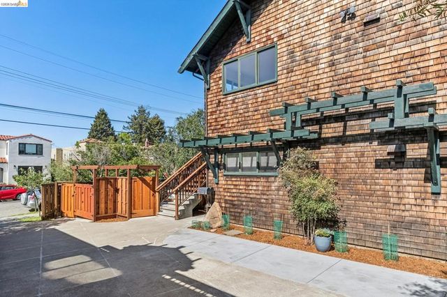 1616 Francisco Street, Berkeley, CA 94703