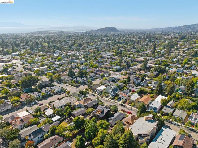 1616 Francisco Street, Berkeley, CA 94703