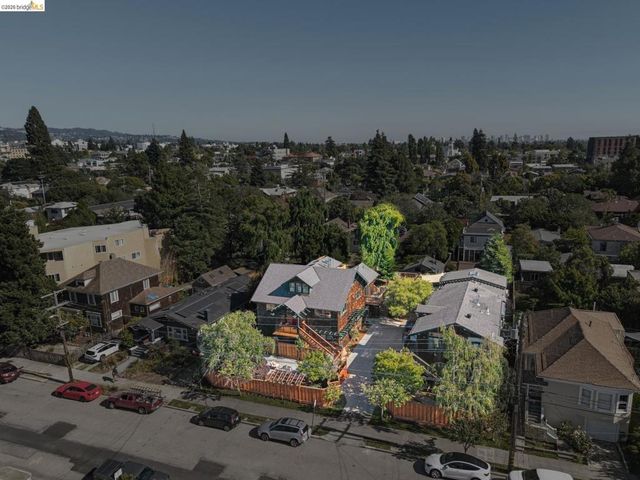 1616 Francisco Street, Berkeley, CA 94703