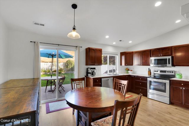 1714 N CHEHALIS ST, Post Falls, ID 83854