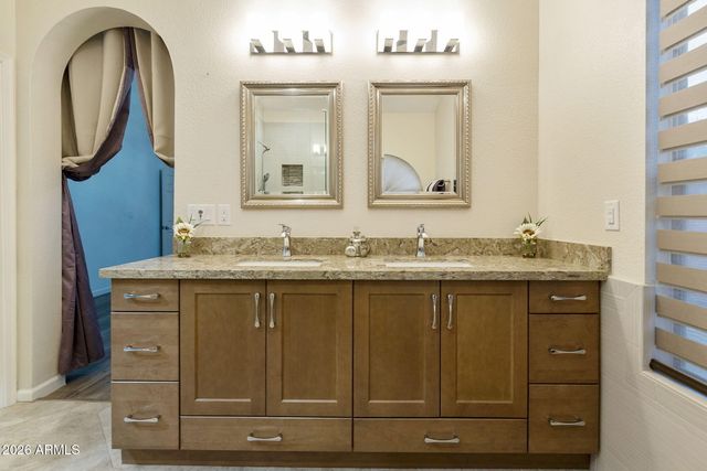 13401 S 37TH Place, Phoenix, AZ 85044