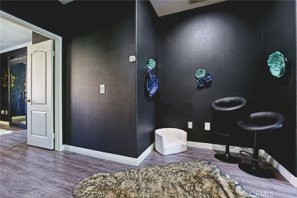 Image 12 of property listing at 30505 Canyon Hills Road 2001, Lake Elsinore, CA 92532