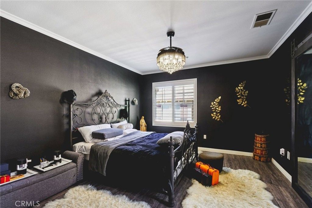 Image 14 of property listing at 30505 Canyon Hills Road 2001, Lake Elsinore, CA 92532