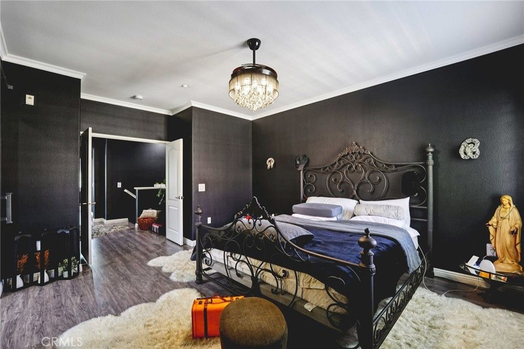 Image 15 of property listing at 30505 Canyon Hills Road 2001, Lake Elsinore, CA 92532