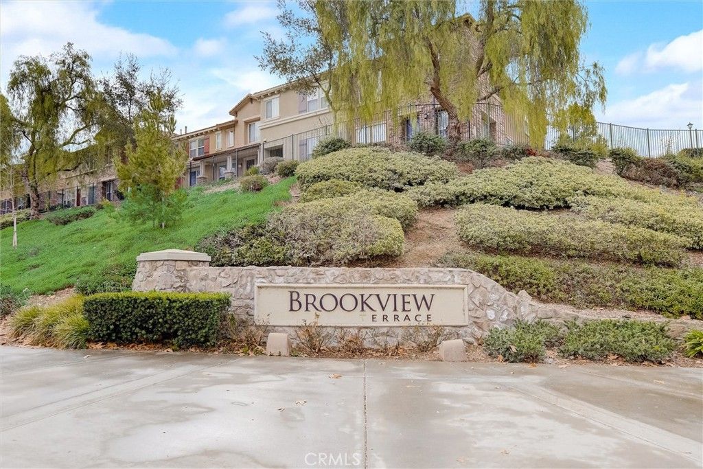 Image 23 of property listing at 30505 Canyon Hills Road 2001, Lake Elsinore, CA 92532