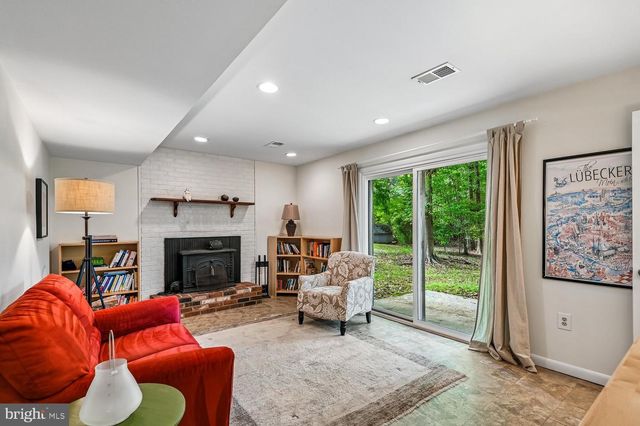 456 POPLAR LN, Annapolis, MD 21403
