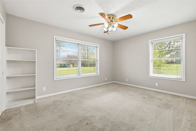 1106 Central Avenue, Bowie, TX 76230