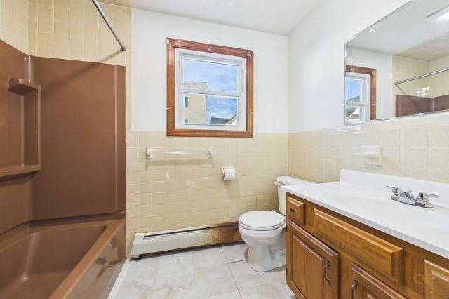 91 Jenkins St, New Bedford, MA 02740