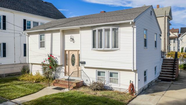 91 Jenkins St, New Bedford, MA 02740