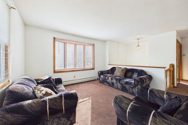 91 Jenkins St, New Bedford, MA 02740