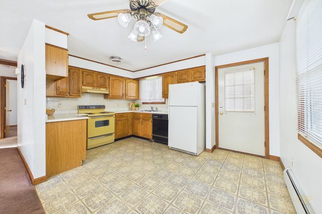 91 Jenkins St, New Bedford, MA 02740
