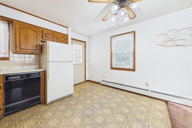 91 Jenkins St, New Bedford, MA 02740