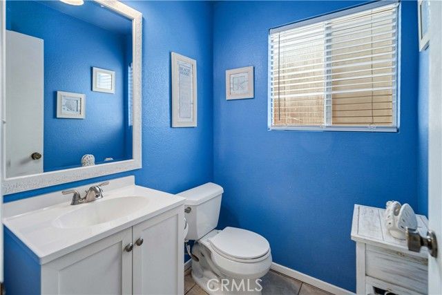 1605 Bluebell, Lancaster, CA 93535