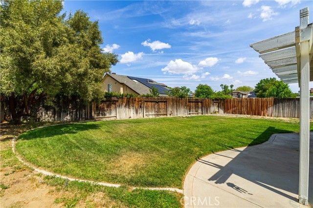 1605 Bluebell, Lancaster, CA 93535
