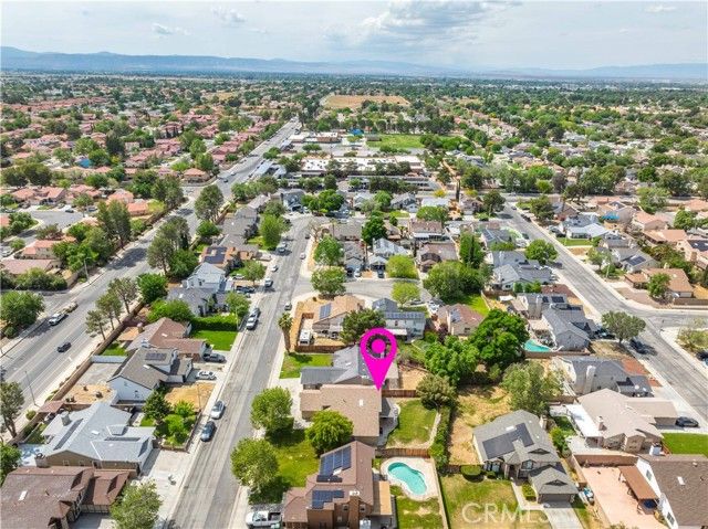 1605 Bluebell, Lancaster, CA 93535