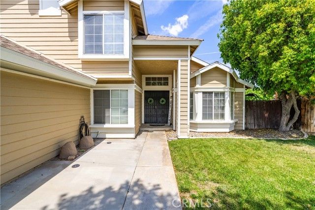 1605 Bluebell, Lancaster, CA 93535