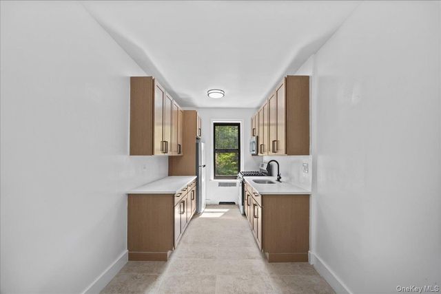 675 Walton Avenue 2B, Bronx, NY 10451