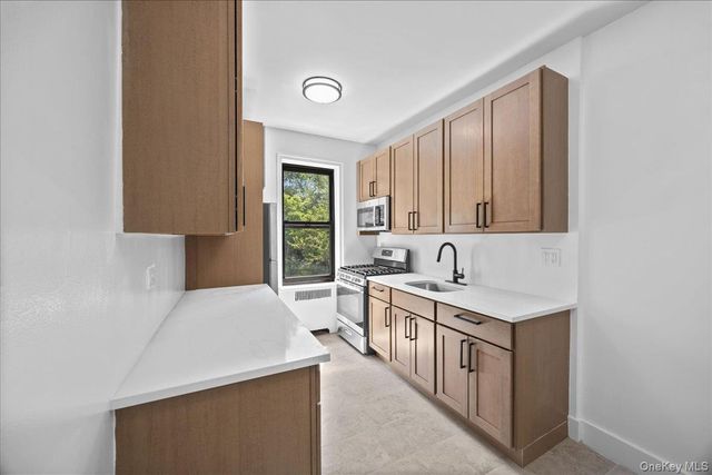 675 Walton Avenue 2B, Bronx, NY 10451