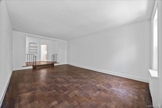 675 Walton Avenue 2B, Bronx, NY 10451