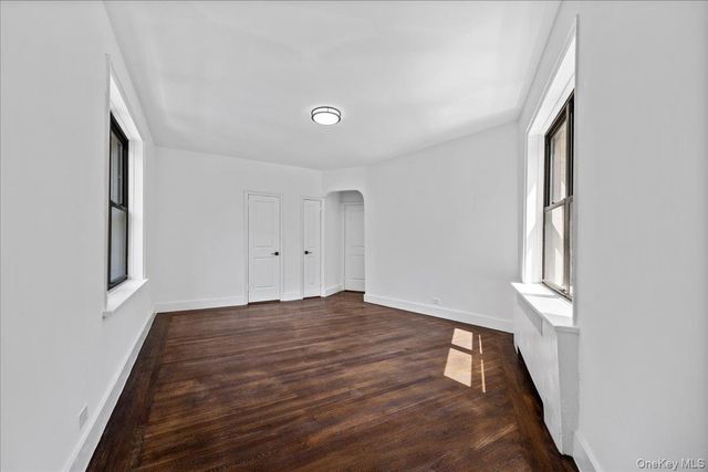 675 Walton Avenue 2B, Bronx, NY 10451