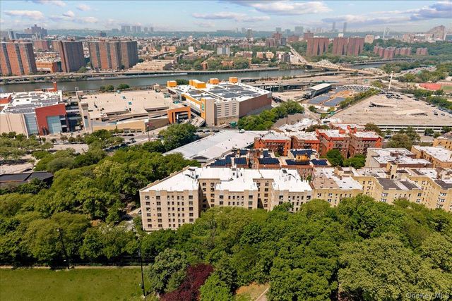 675 Walton Avenue 2B, Bronx, NY 10451