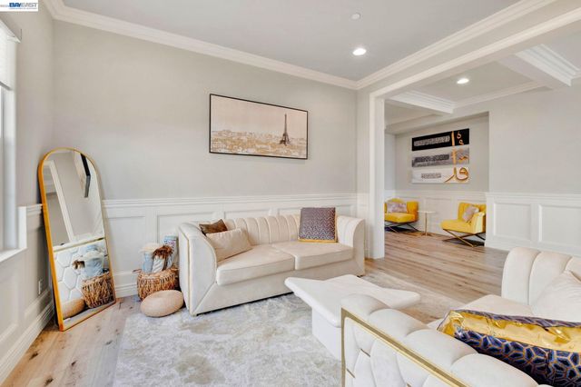 128 Dunfirth Ct, Hayward, CA 94542