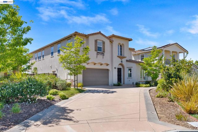 128 Dunfirth Ct, Hayward, CA 94542