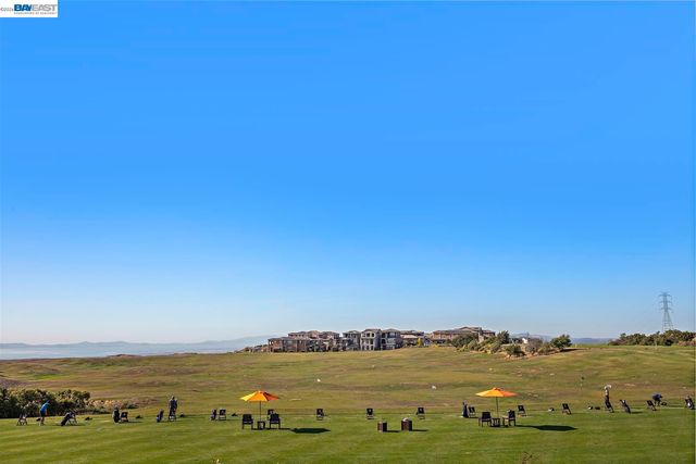 128 Dunfirth Ct, Hayward, CA 94542