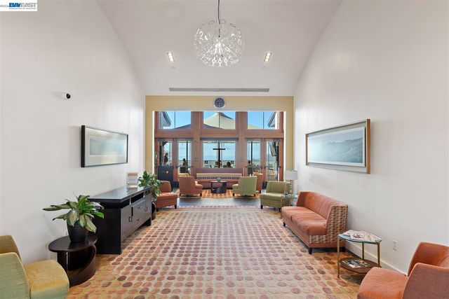 128 Dunfirth Ct, Hayward, CA 94542