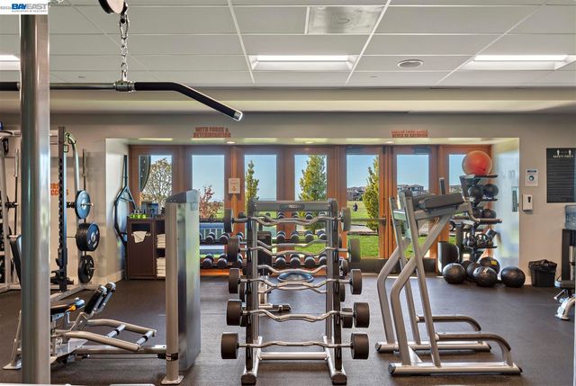 128 Dunfirth Ct, Hayward, CA 94542