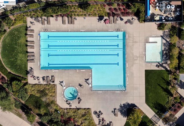 128 Dunfirth Ct, Hayward, CA 94542