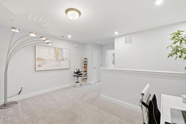 99 Deardom Way, Chapel Hill, NC 27516