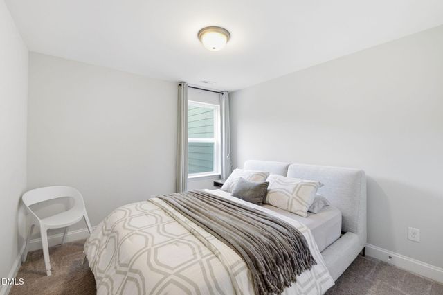 99 Deardom Way, Chapel Hill, NC 27516