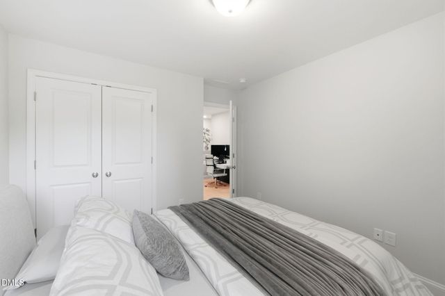 99 Deardom Way, Chapel Hill, NC 27516