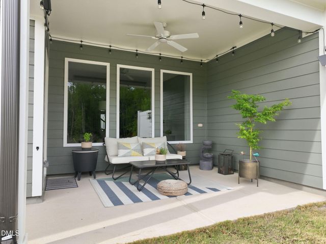 99 Deardom Way, Chapel Hill, NC 27516