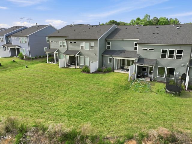99 Deardom Way, Chapel Hill, NC 27516