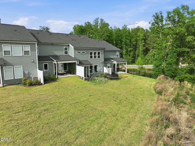 99 Deardom Way, Chapel Hill, NC 27516