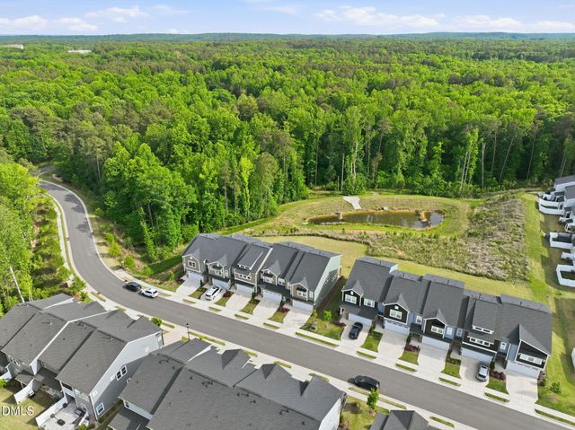 99 Deardom Way, Chapel Hill, NC 27516