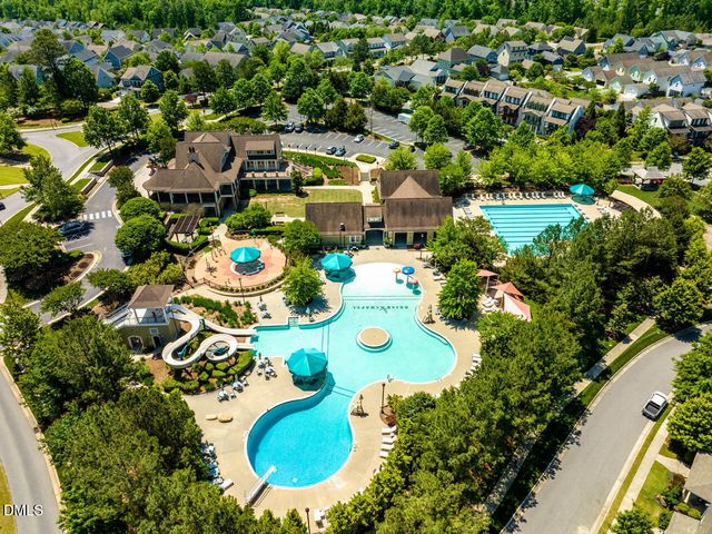 99 Deardom Way, Chapel Hill, NC 27516