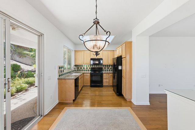 869 Greenridge Ct, Lincoln, CA 95648