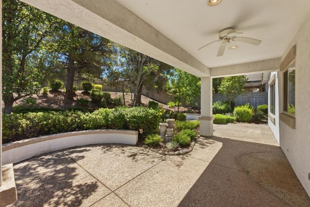 869 Greenridge Ct, Lincoln, CA 95648