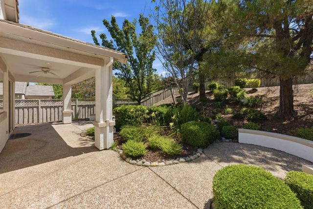 869 Greenridge Ct, Lincoln, CA 95648